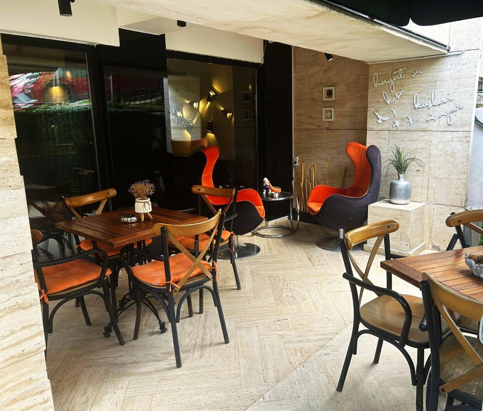 The Place Suites By Cey Istanbul Exteriör bild