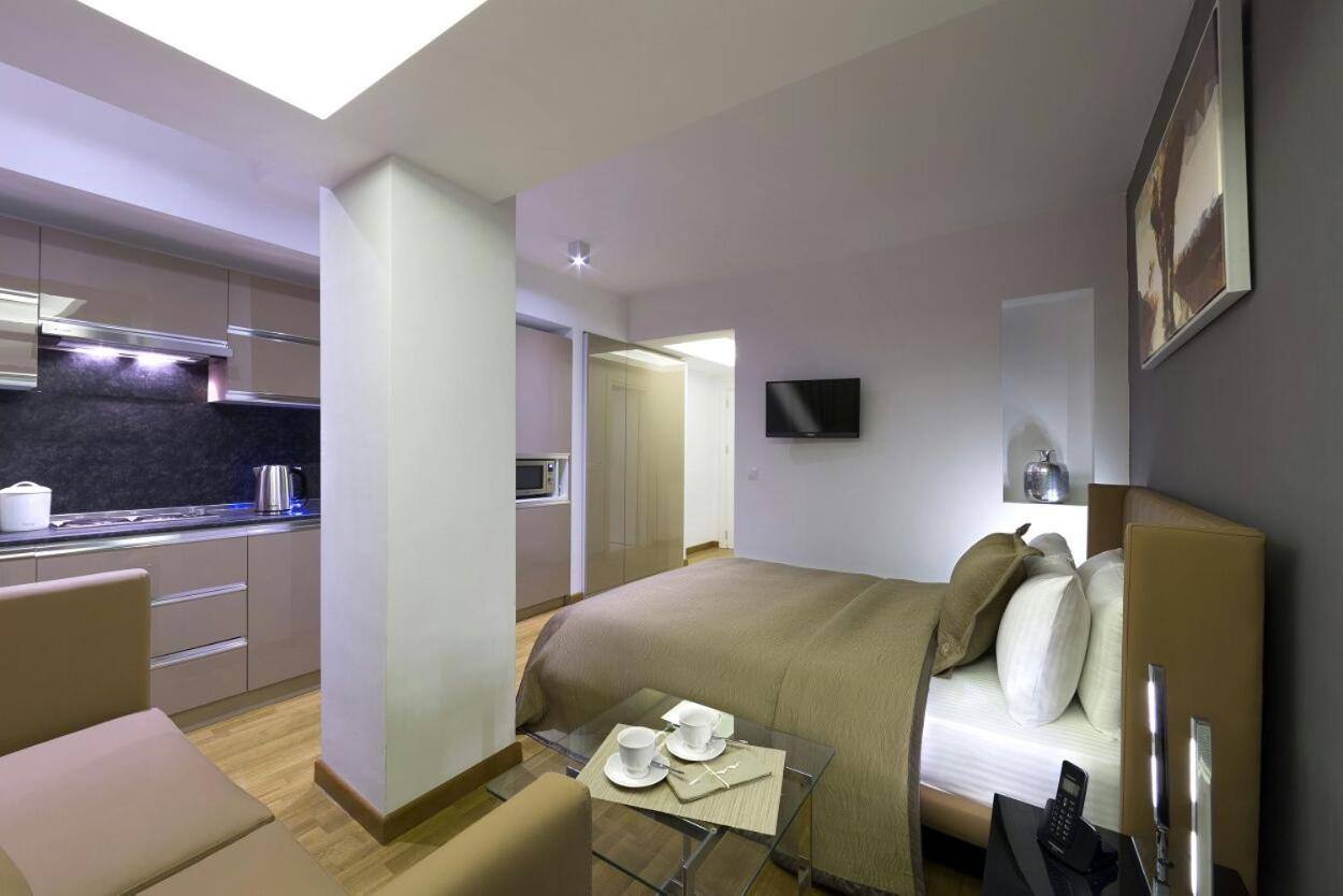 The Place Suites By Cey Istanbul Exteriör bild