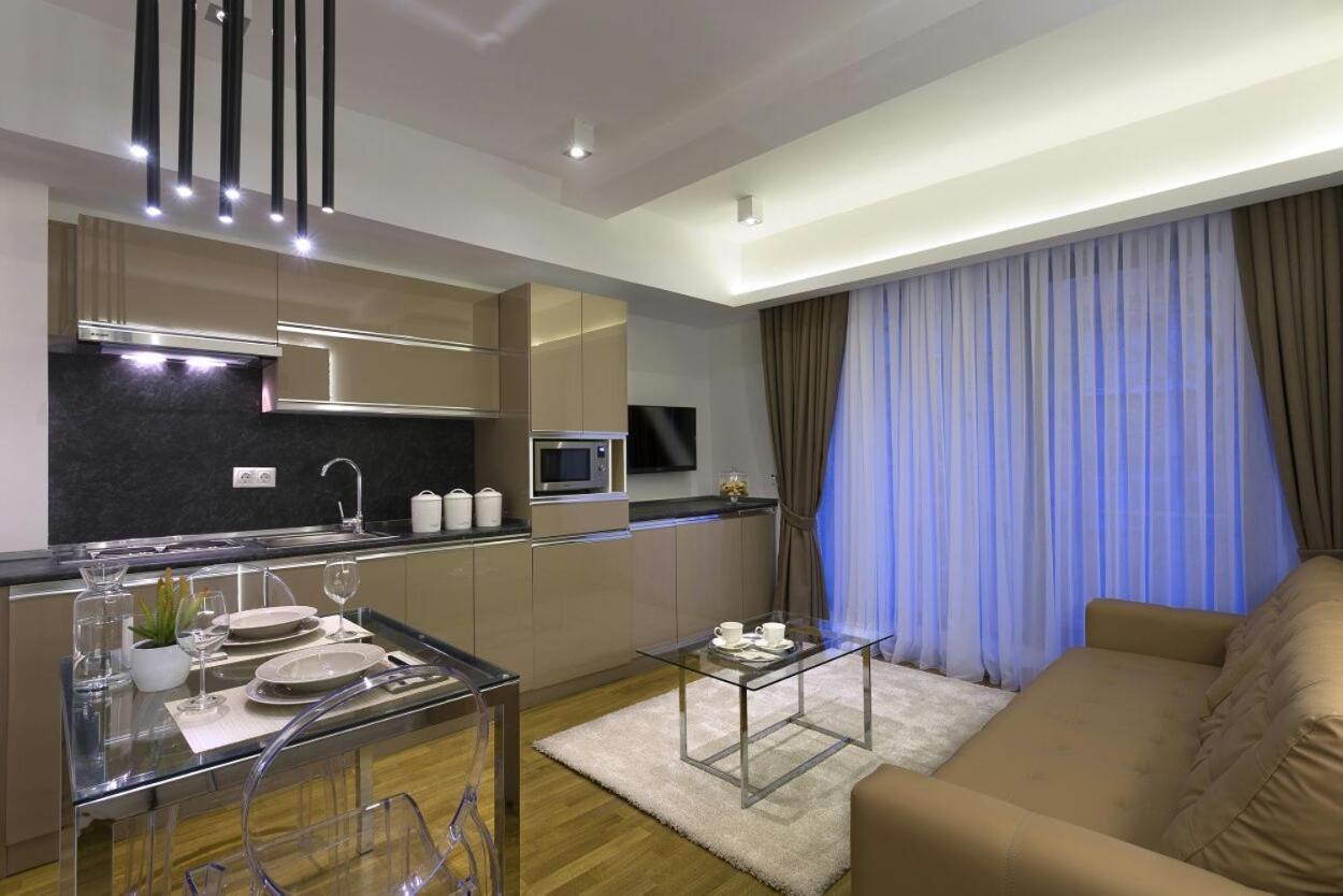 The Place Suites By Cey Istanbul Exteriör bild