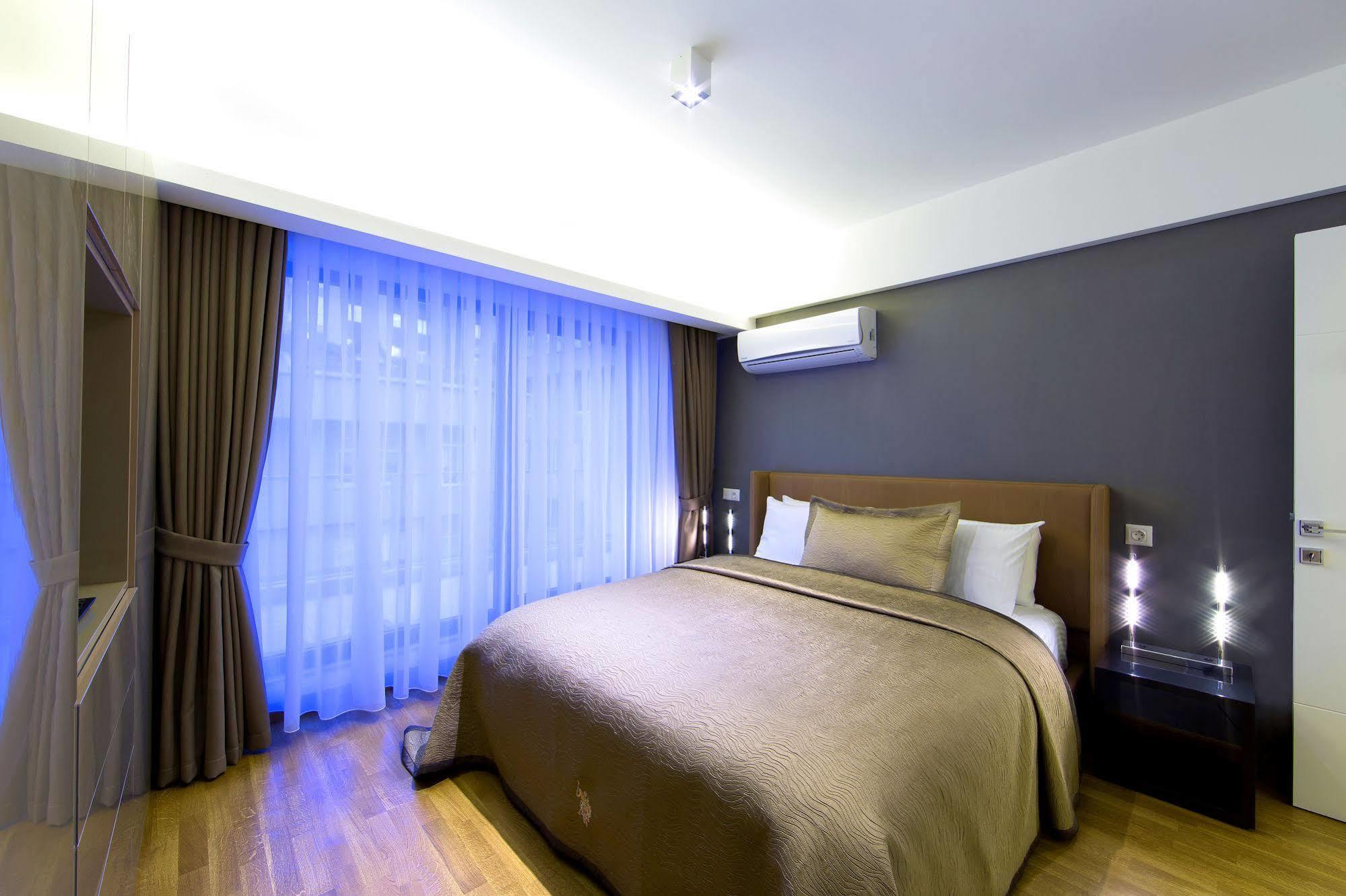 The Place Suites By Cey Istanbul Exteriör bild
